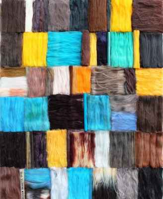 2015   Sigari e nuvole     assemblage materico cm 50x40